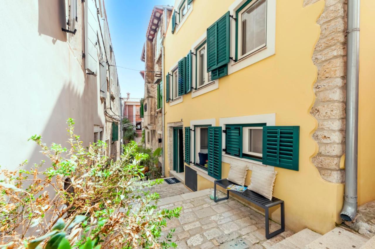 Yellow House Rovinj Exterior photo